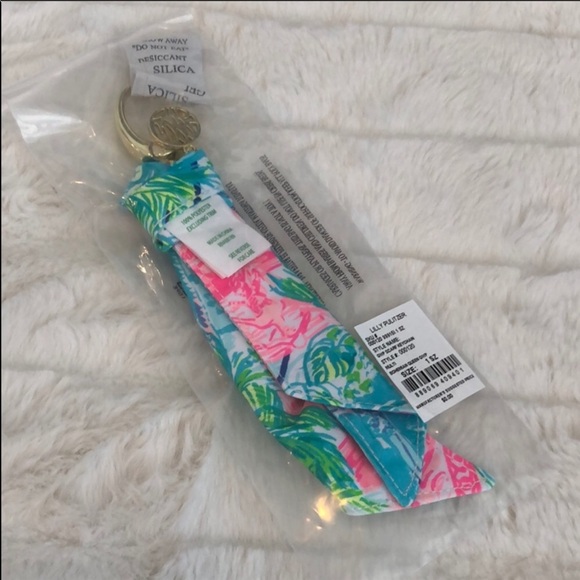 Lilly Pulitzer Accessories - NWT🎀Lilly Pulitzer purse charm